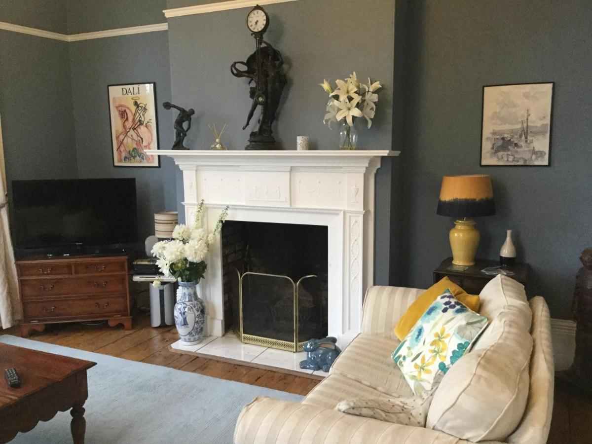 ディール Glebe House Bed & Breakfast エクステリア 写真